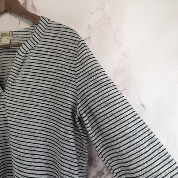 Duluth Shirt Womens Medium Gray Striped Ponte Pro Tunic Pullover V Neck - Picture 11 of 13
